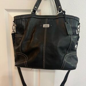 The Sak Black Leather Shoulder Bag with Contrast Stitching